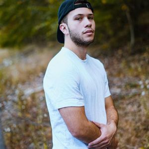 Meet your Posher, Conner